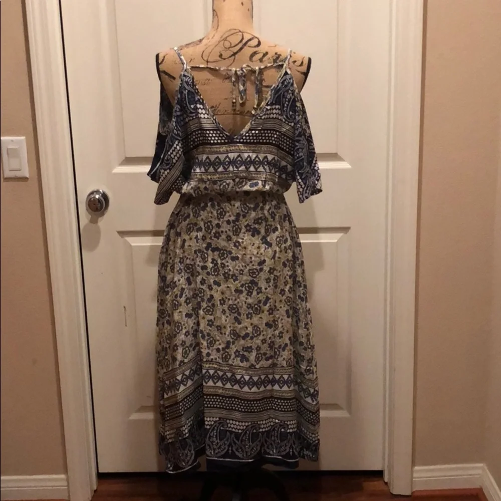 Blue ,cream and brown print maxi Dress - Picture 8 of 8